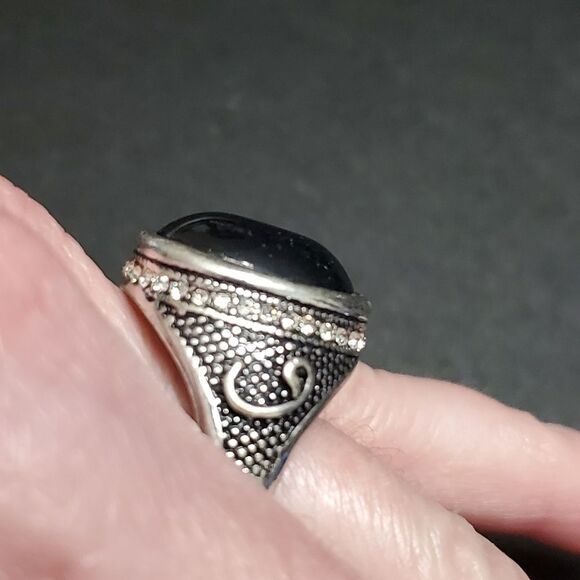 Silver tone black bead rhinestone ring size 12 - Picture 3 of 8